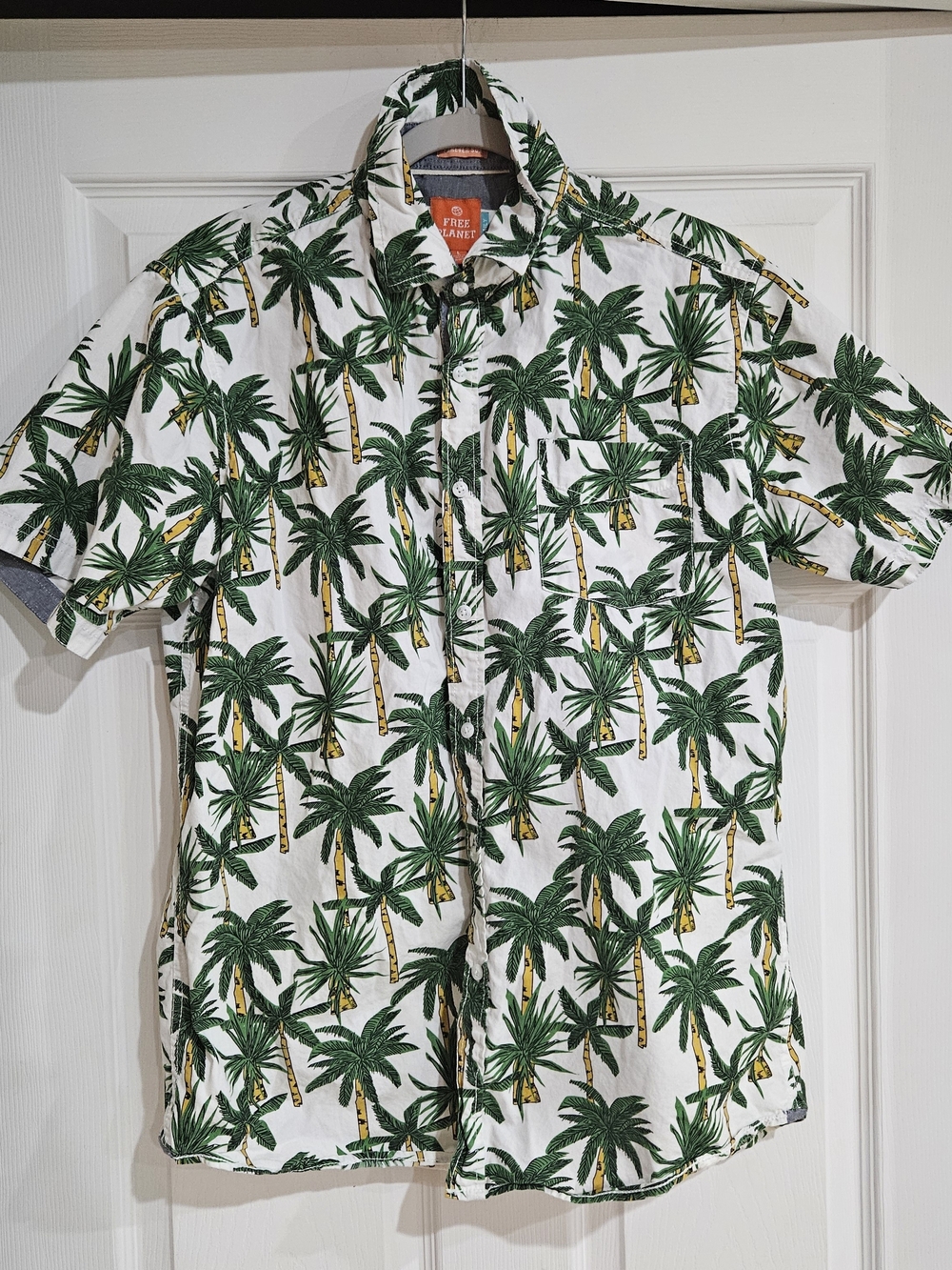 Free Planet Hawaiian Shirt Mens L 100% Cotton Multicolor Palm Tree Print